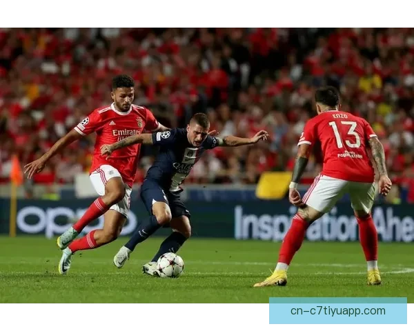 尤文公布战本菲卡大名单 伊尔迪兹洛卡特利领衔 尤文公布战本菲卡大名单 伊尔迪兹洛卡特利领衔